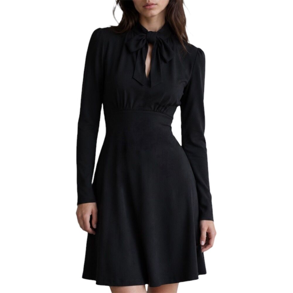 Size M Scapa by Lauren Perre Black Bow Mock Neck Long Sleeve Skater Mini Dress